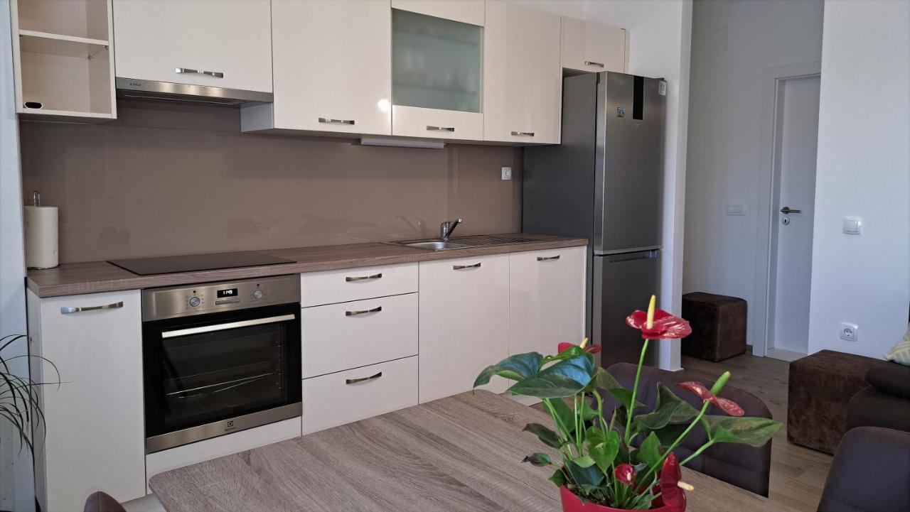 Holiday Apartman Kaštela المظهر الخارجي الصورة