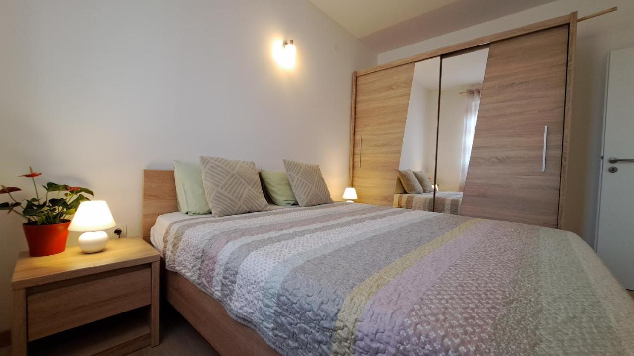 Holiday Apartman Kaštela المظهر الخارجي الصورة